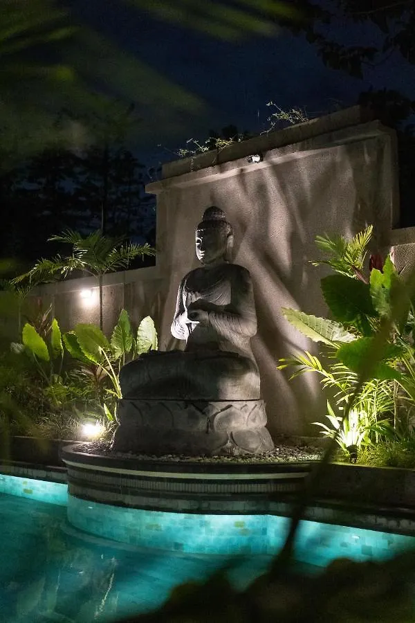 Oda ve Kahvaltı Villa Amantes Bingin Uluwatu Endonezya